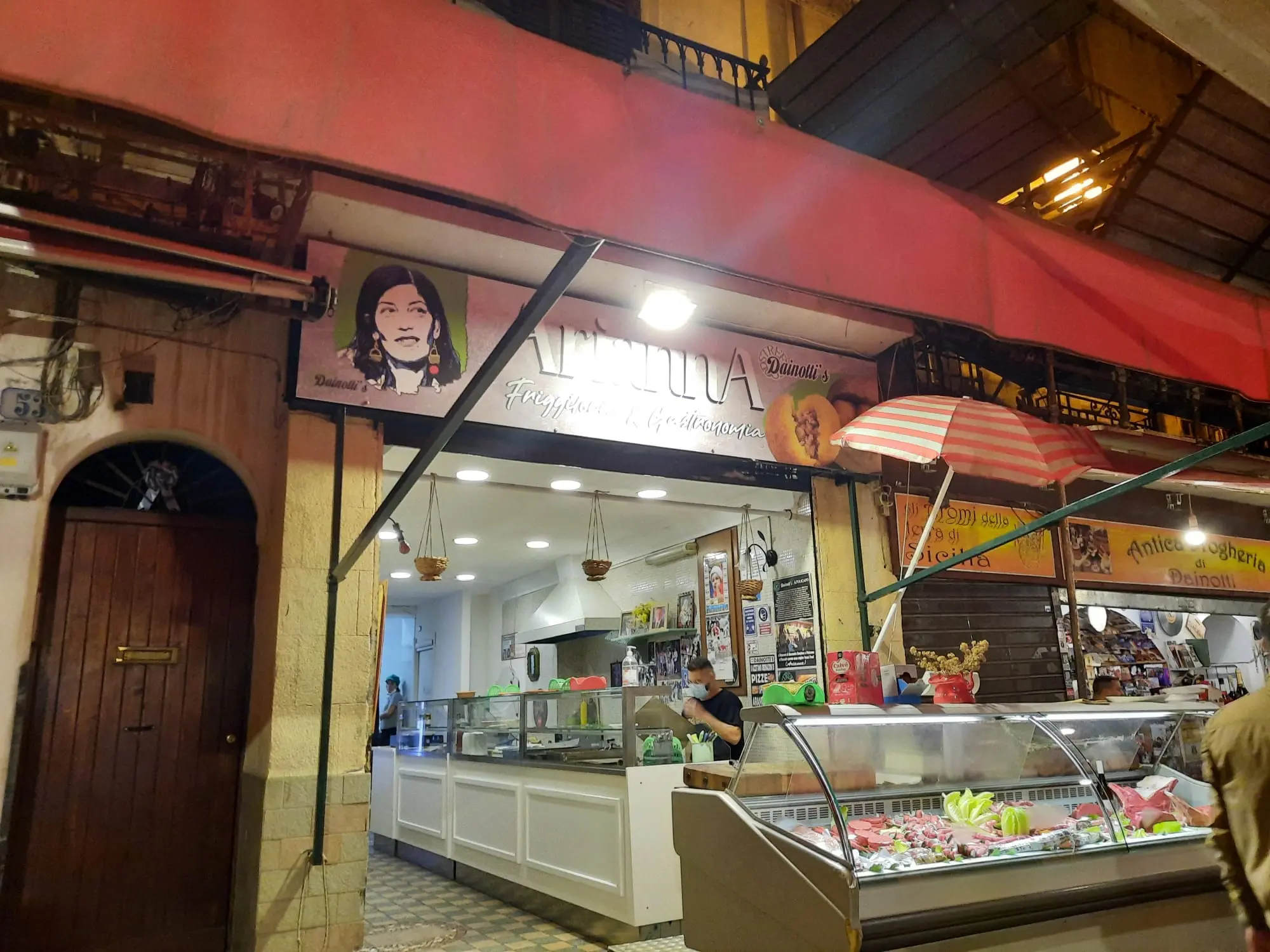 Dainotti's, Palermo