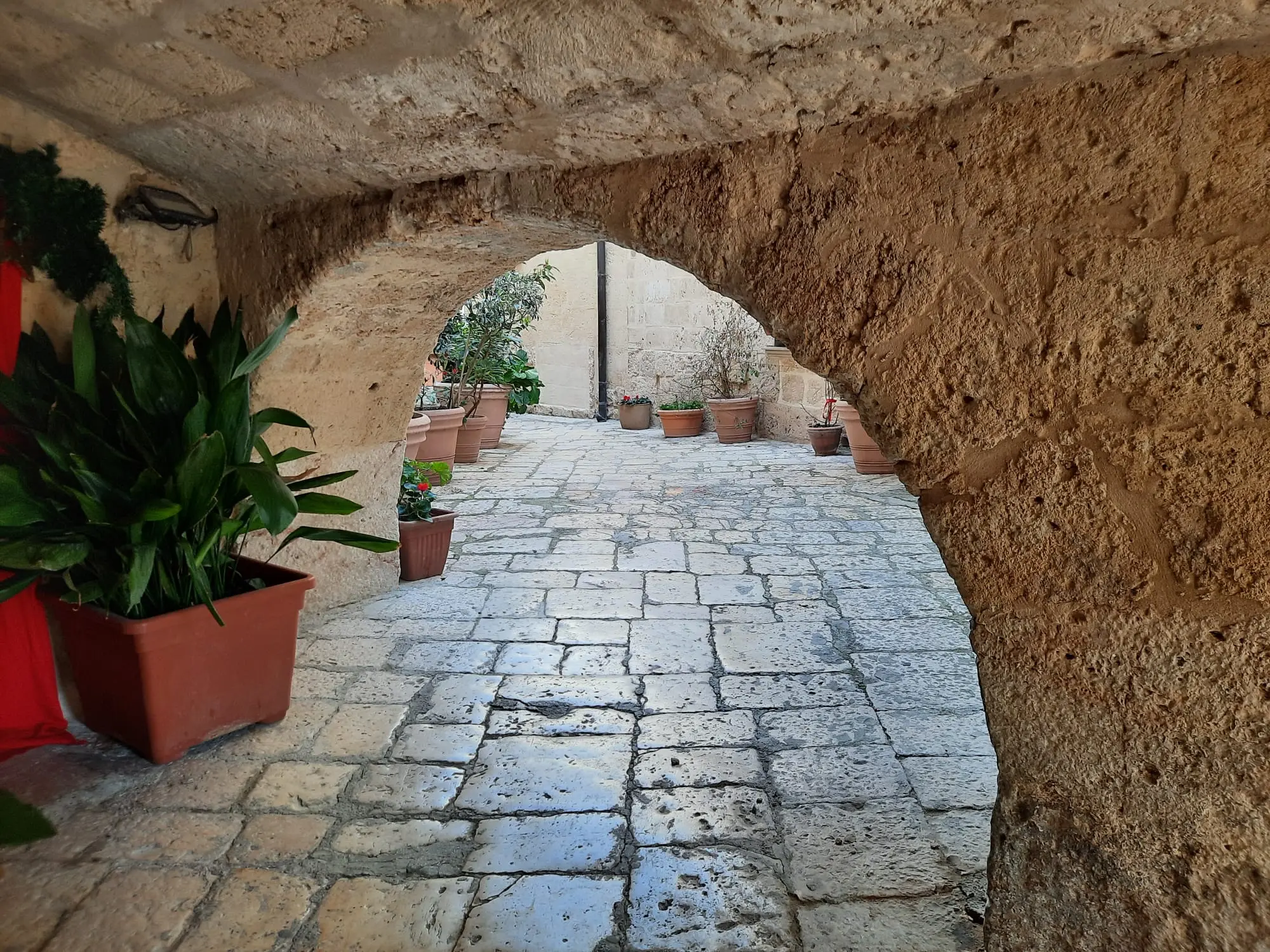 Arco Basso in Altamura, one of the lowest arches in Europe